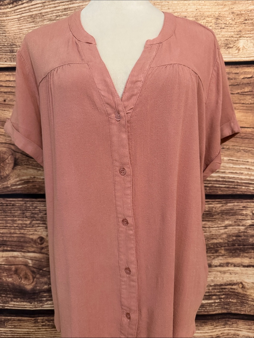 Market & Spruce Button-Front Short Sleeve Top in Dusty Rose